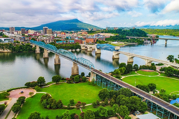 Chattanooga city view over river